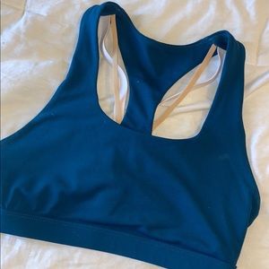 fable-tics sports bra
